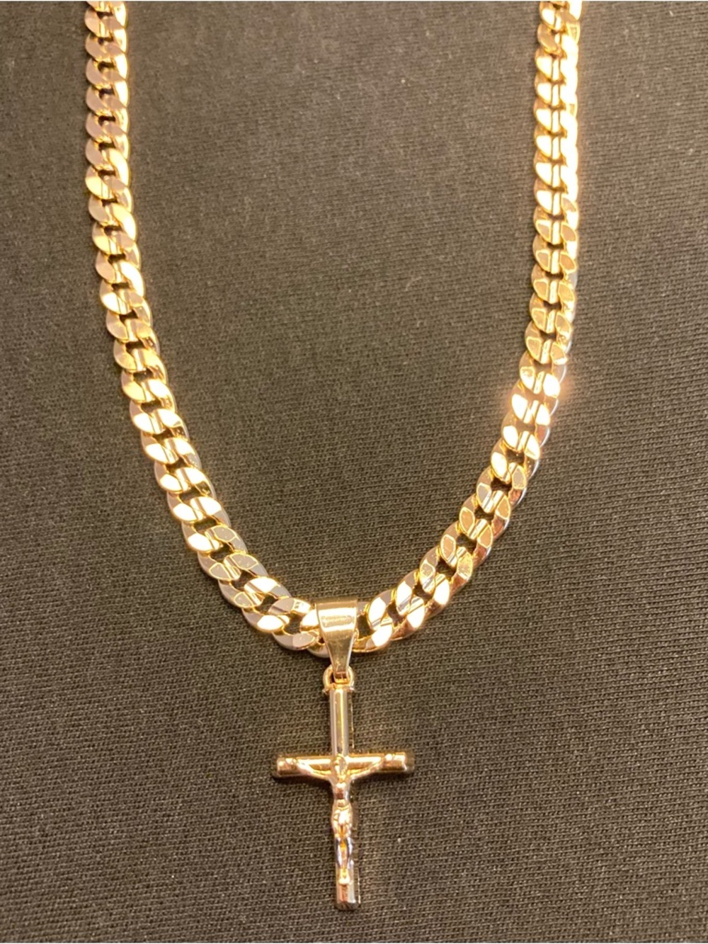 Gold Chain Cuban Link Necklace 7mm and Gold Cross Crucifix Pendant Set